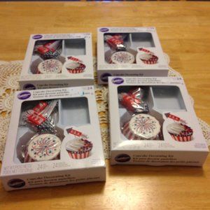Wilton Cupcake Decorating USA Picks and Baking Cups